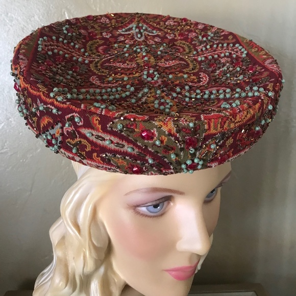EXQUISITE DESIGNER 1940s\' MULTI-COLOR FABRIC & FELT HAT main image 10